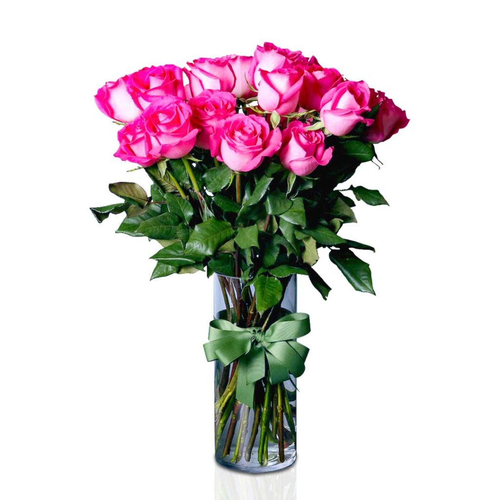 PINK ROSE IN GLASS VASE Choiceflowersuae