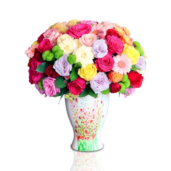 Flower vase with mixed summer flowers